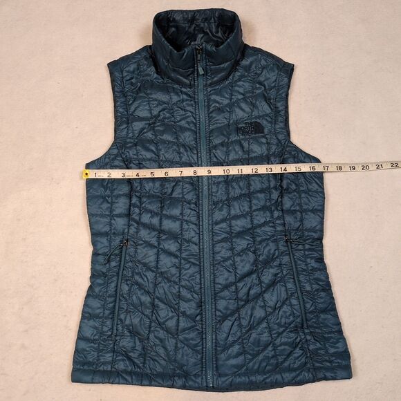 The North Face Womens XS Thermoball Teal Blue Puffer Vest Pockets Eco Insulated - Picture 9 of 14